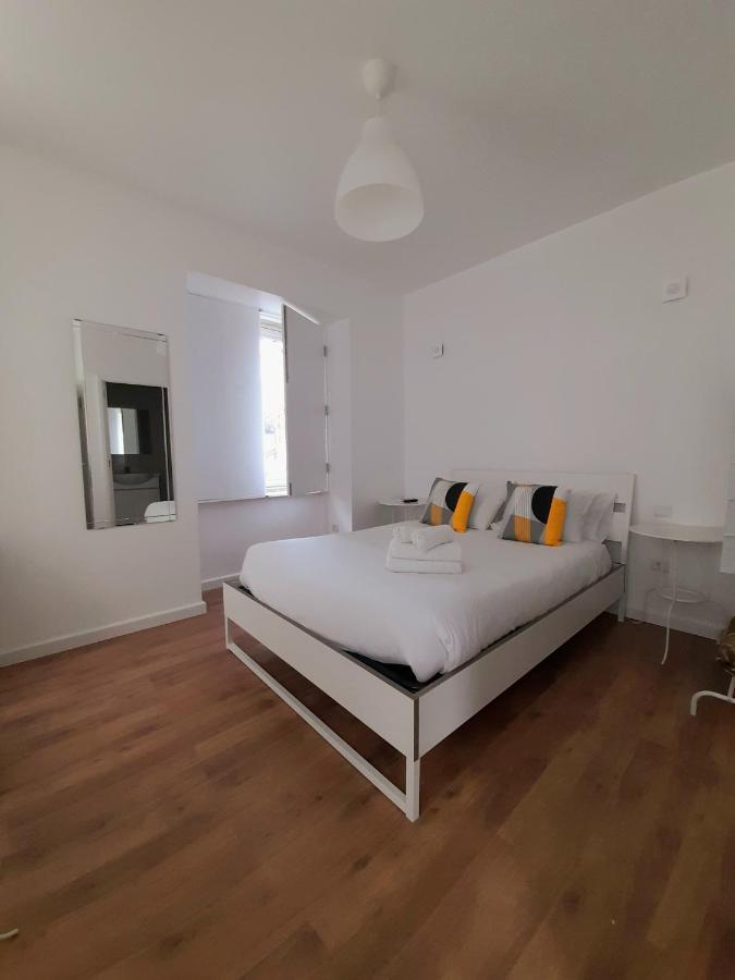 Double Room,1322992201:JPEG